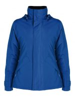 europa_woman_raincoat_adiavroxo_mpoufan
